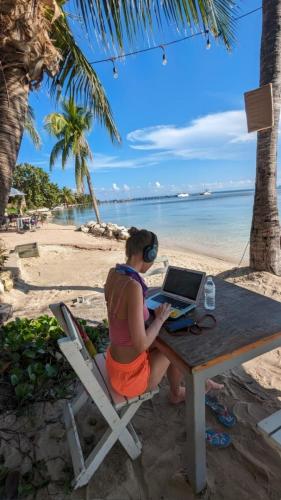 d6ecdad9-1bec-45f4-86c5-ab821949d522